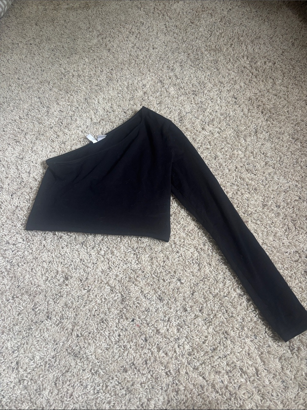 H&M Black One-Shoulder Long Sleeve Crop Top